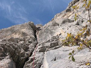 Rocher de Leschaux : Les Collégiens (L3 : 6b) - Photo Romain Vulliet ©